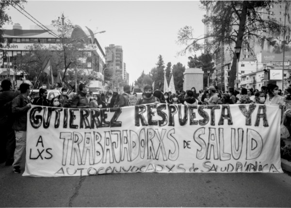 Trabajadores de la salud protestando en Neuquen